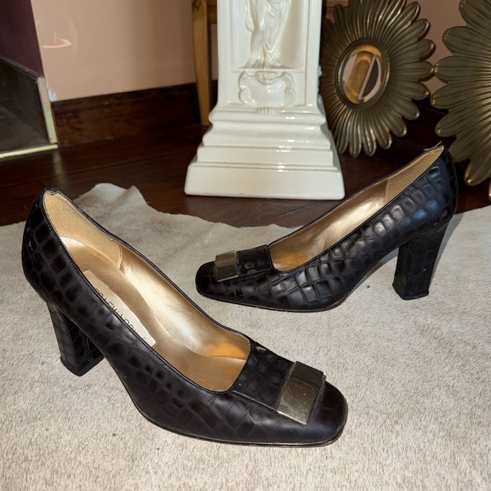 Jones New York Black Textured Heels Size 7.5
